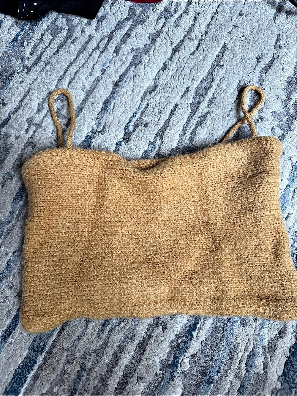 beyyoglu Knit Crop Top in Brown Like New